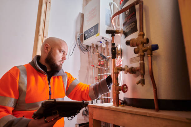 Best Emergency Plumber  in Crystal Lakes, OH
